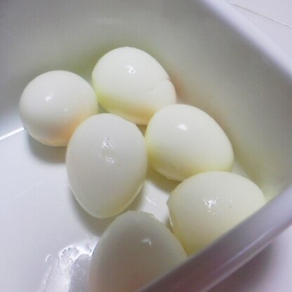 初めて生のうずら卵を買って、ゆで時間がわからなかったので、助かりました(^^)ありがとうございます。